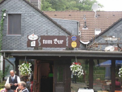 Photo:  Tum Bur